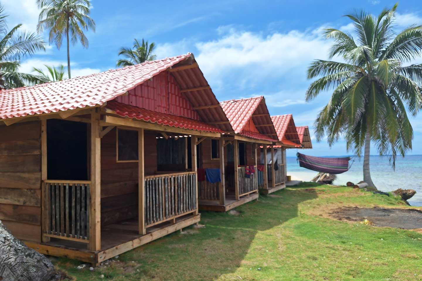 Guanidub Lodge San Blas mit einfahcen Hütten