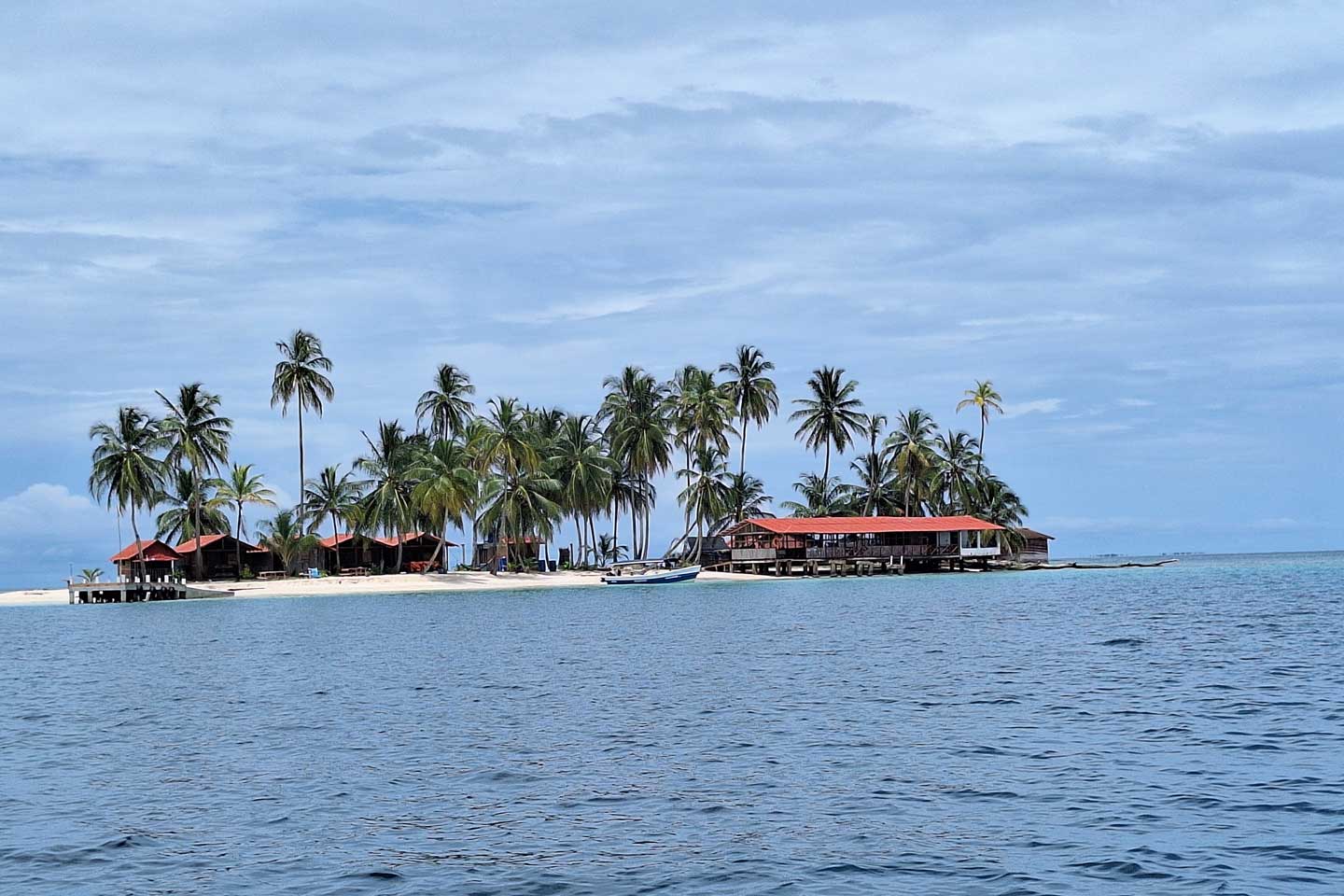 Kleine Insel der Guanidub Lodge