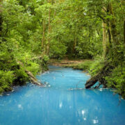 Rio Celeste beim Vulkan Tenorio